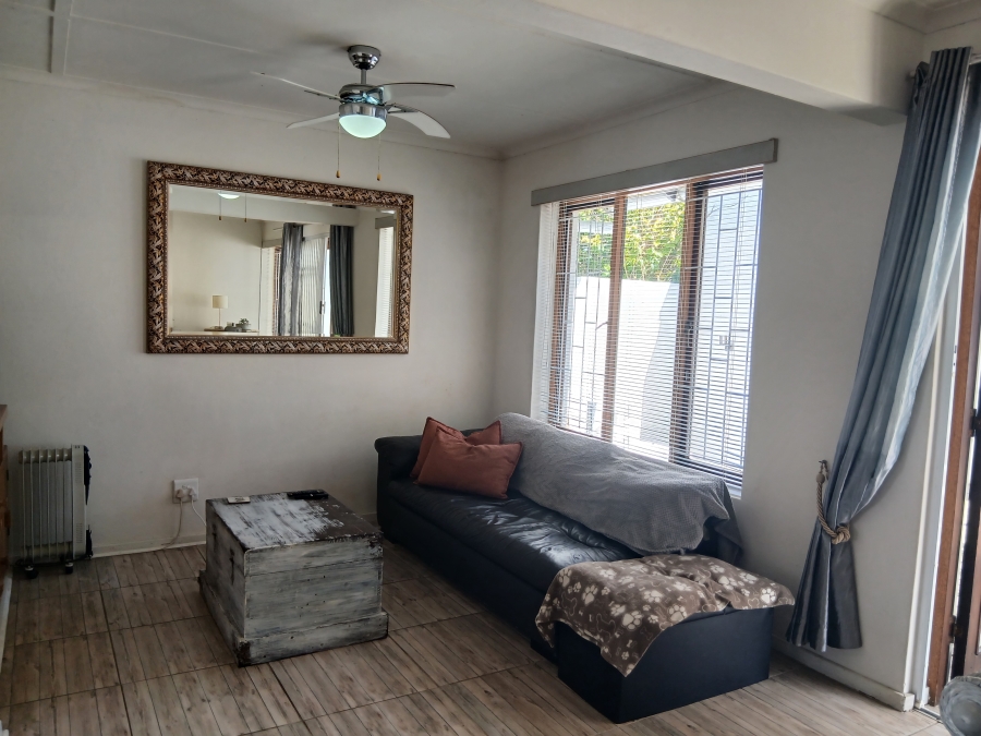2 Bedroom Property for Sale in Paradise Beach Eastern Cape
